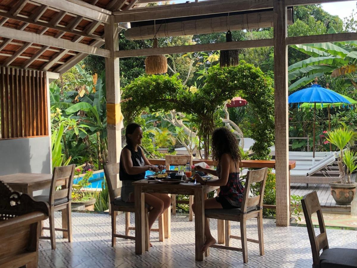 Le Biu Garden View Hotel Нуса Лембонган Екстериор снимка